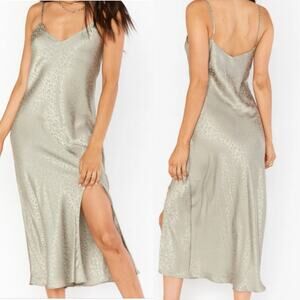 Show me your Mumu Zio Dress sage cheetah midi dress